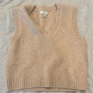 Super soft XS beige jcrew sweater vest. Worn once-perfect condition.